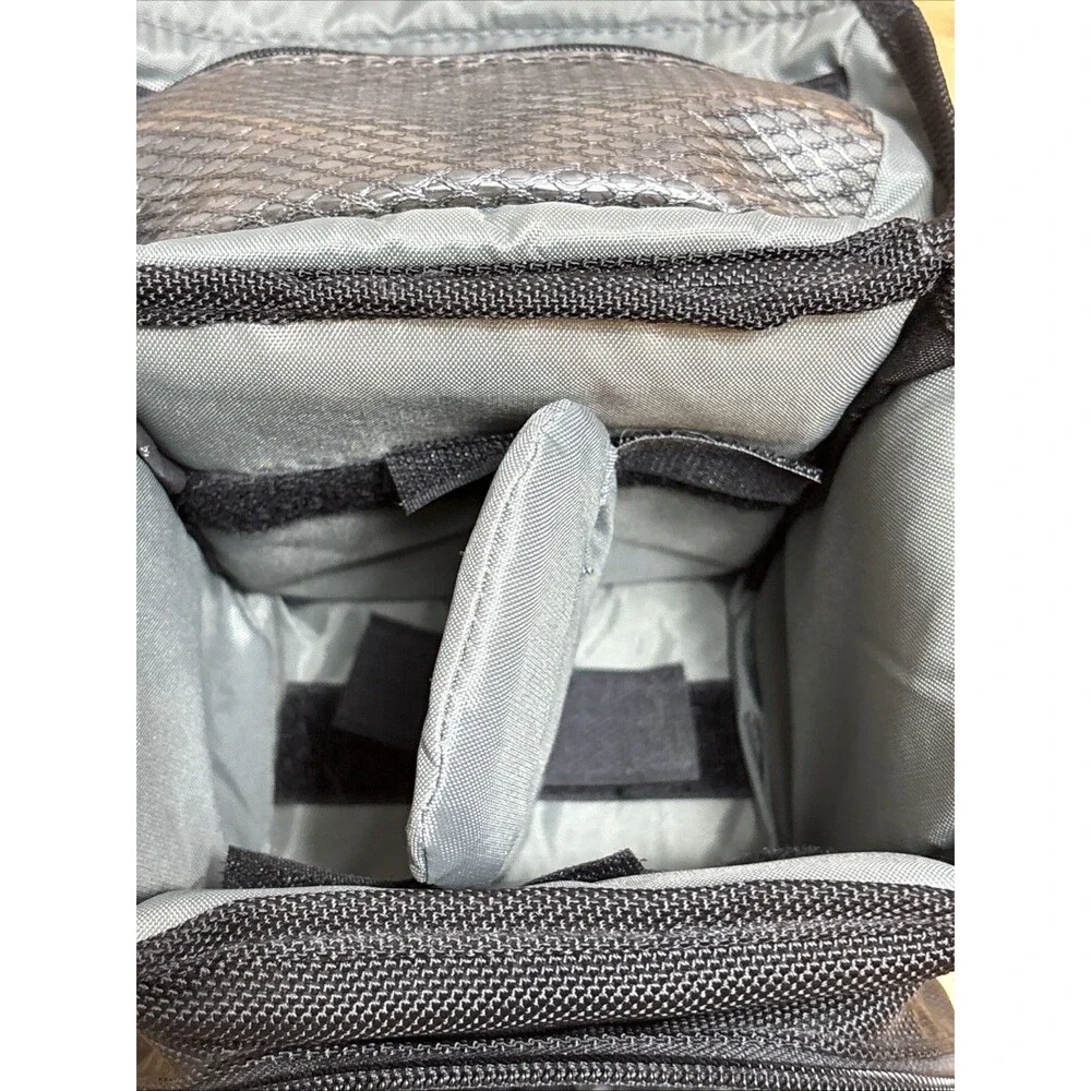Tamrac Digital Series Digital Camera Carrying Bag 5696 Black Light Weight